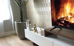 Apartment In Sandton, Rivonia